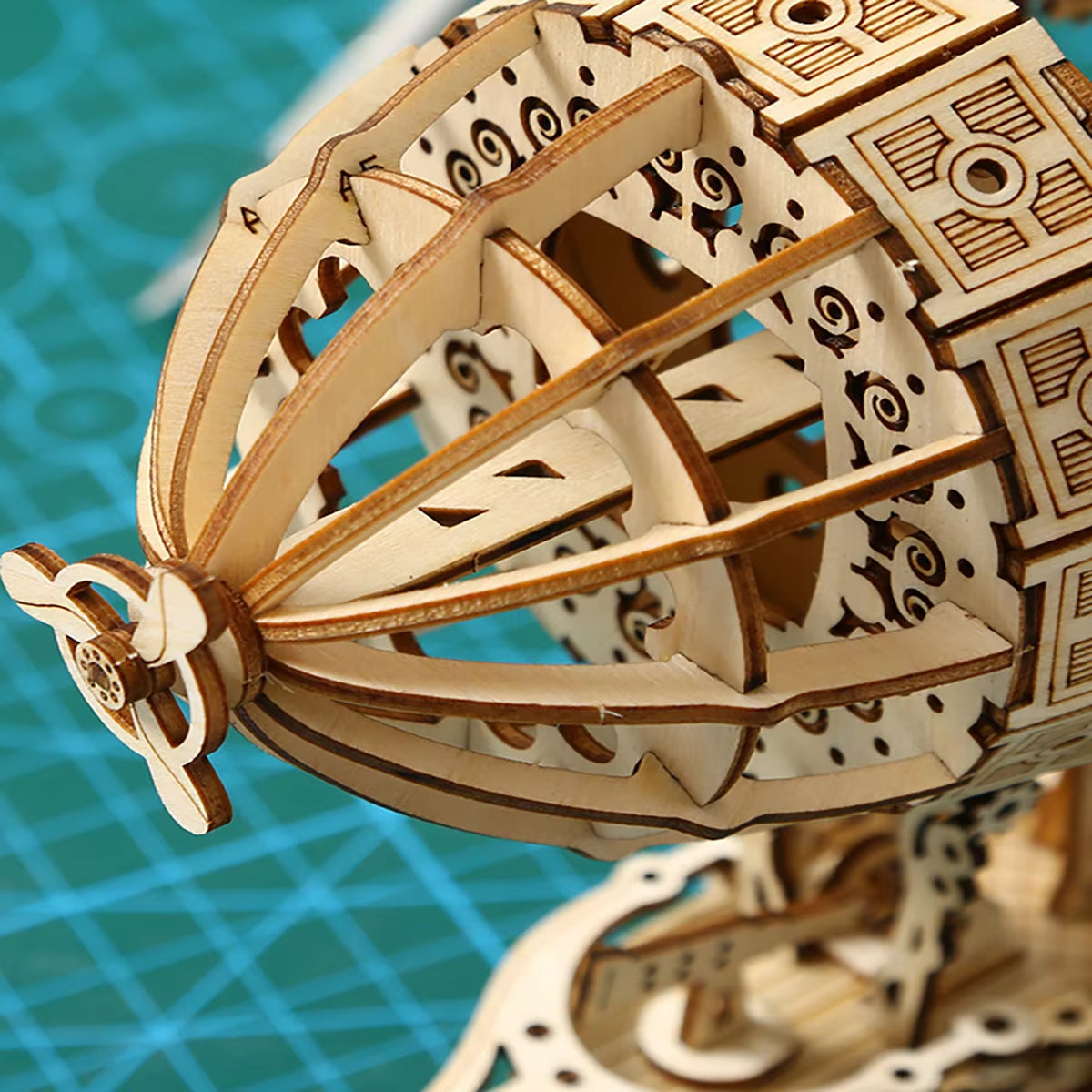 Steampunk Inspired Wooden Air Ship Masterpiece -  DIY Build - Medium - 3/7 Difficulty